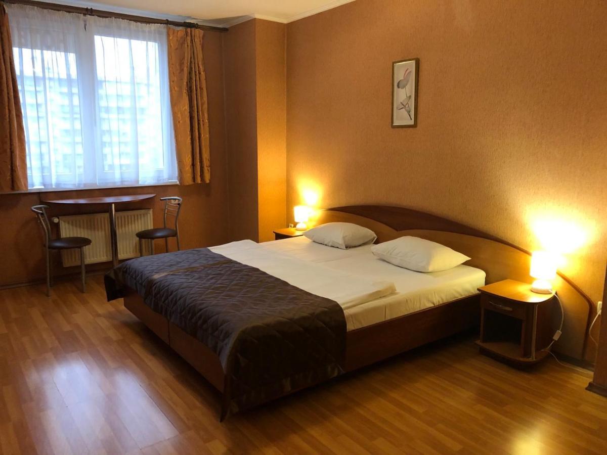 Comfort Hotel Kiev Esterno foto