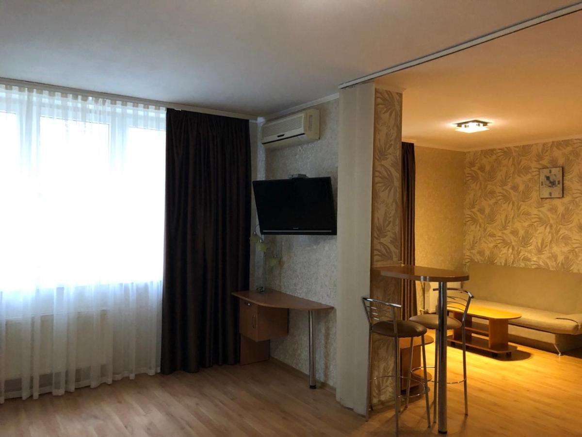 Comfort Hotel Kiev Esterno foto