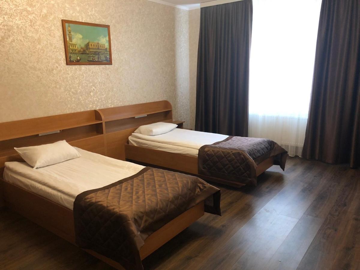 Comfort Hotel Kiev Esterno foto