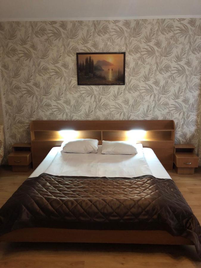 Comfort Hotel Kiev Esterno foto